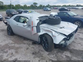  Salvage Dodge Challenger