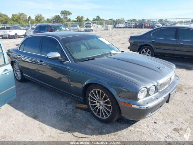  Salvage Jaguar XJ