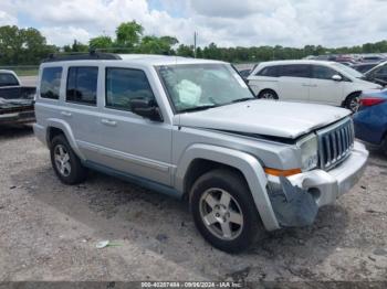  Salvage Jeep Commander