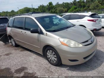  Salvage Toyota Sienna