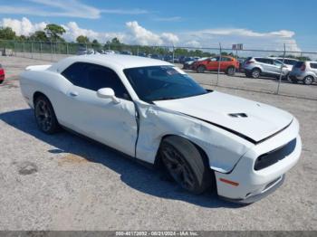  Salvage Dodge Challenger