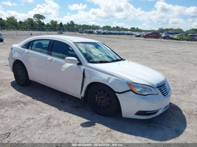  Salvage Chrysler 200