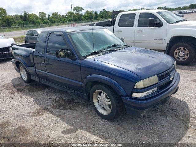  Salvage Chevrolet S-10