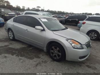  Salvage Nissan Altima