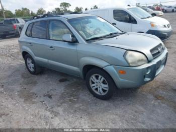  Salvage Hyundai TUCSON