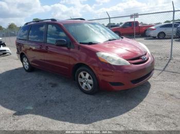  Salvage Toyota Sienna