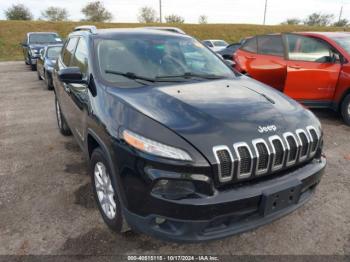  Salvage Jeep Cherokee