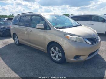  Salvage Toyota Sienna