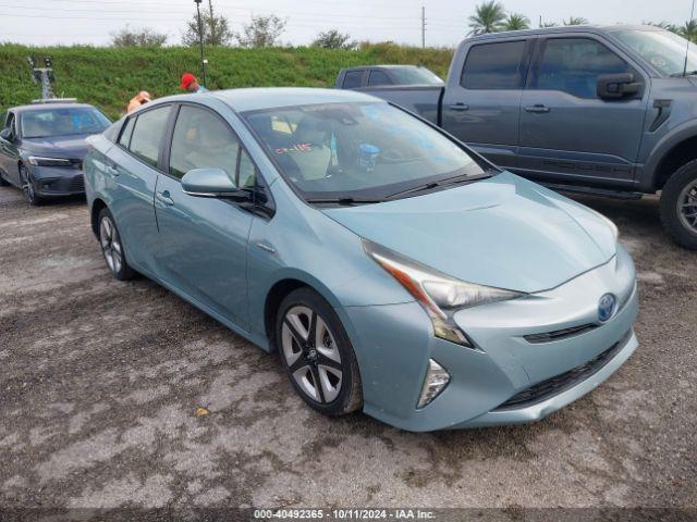  Salvage Toyota Prius