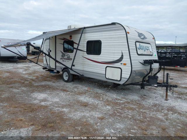  Salvage Jayco Jayflight Travel Trailer