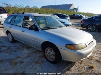  Salvage Ford Escort