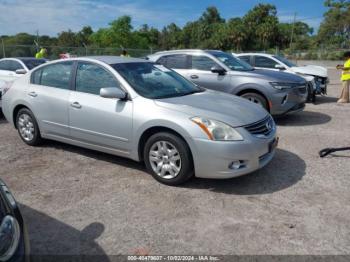  Salvage Nissan Altima