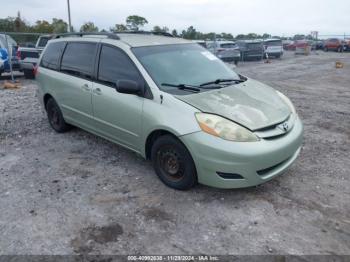  Salvage Toyota Sienna