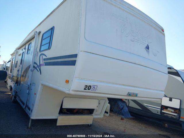  Salvage Fleetwood Travel Trailer