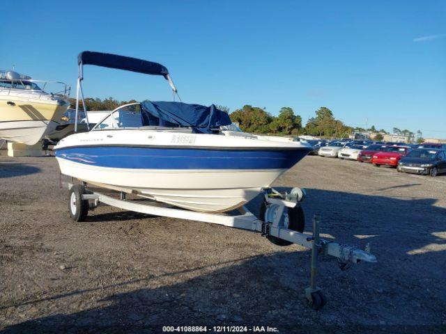  Salvage Bayliner Boat