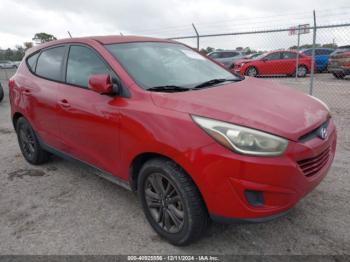  Salvage Hyundai TUCSON