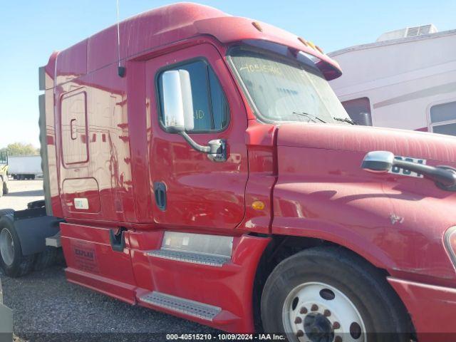  Salvage Freightliner Cascadia 125