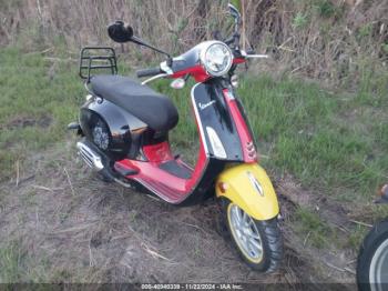  Salvage Vespa Primavera Sprint