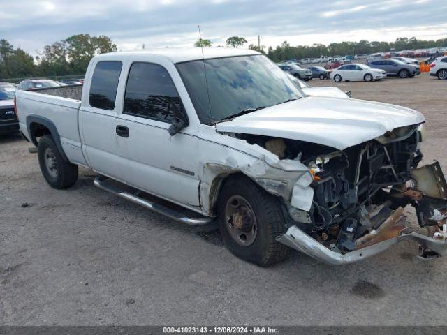  Salvage Chevrolet Silverado 2500