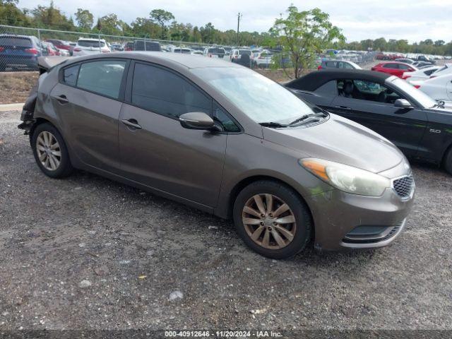  Salvage Kia Forte