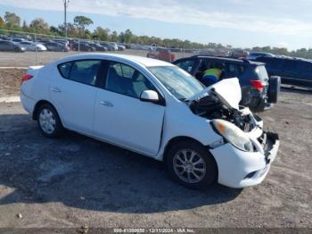  Salvage Nissan Versa