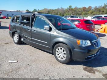  Salvage Chrysler Town & Country