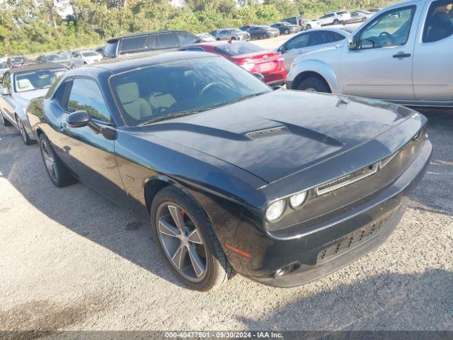  Salvage Dodge Challenger