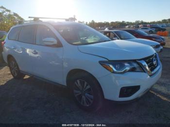  Salvage Nissan Pathfinder