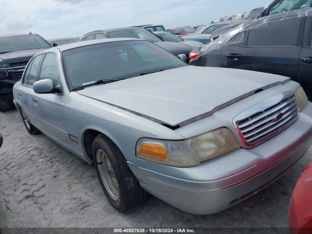  Salvage Ford Crown Victoria