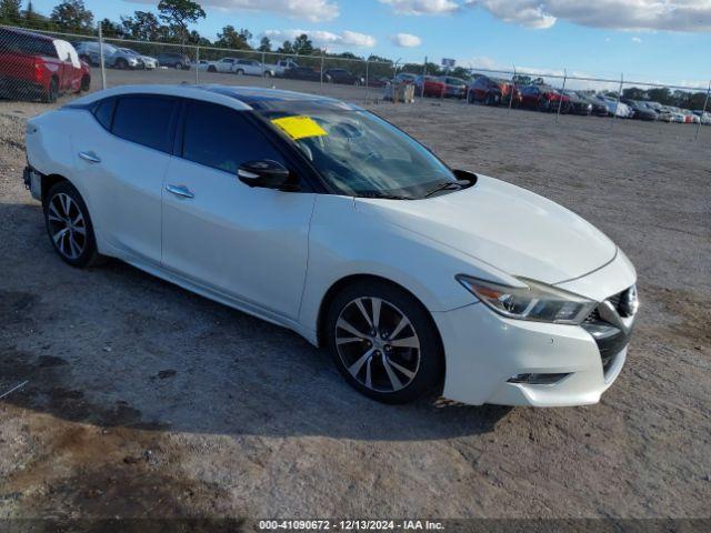  Salvage Nissan Maxima