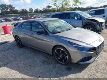  Salvage Hyundai ELANTRA