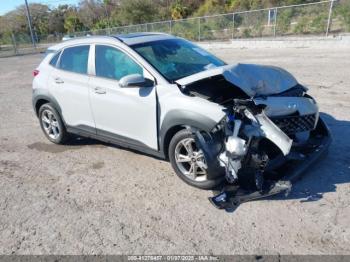  Salvage Hyundai KONA