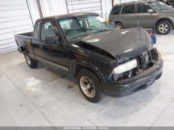  Salvage Chevrolet S-10