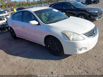  Salvage Nissan Altima