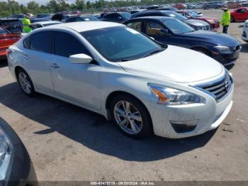  Salvage Nissan Altima