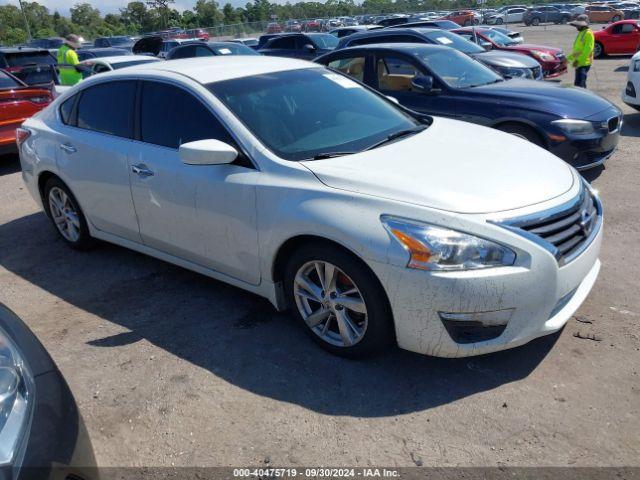  Salvage Nissan Altima