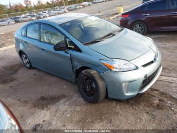  Salvage Toyota Prius