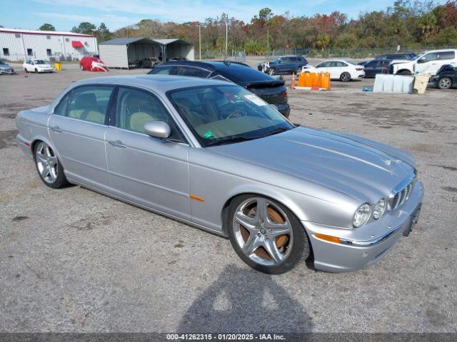  Salvage Jaguar XJ