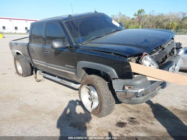  Salvage Chevrolet Silverado 2500