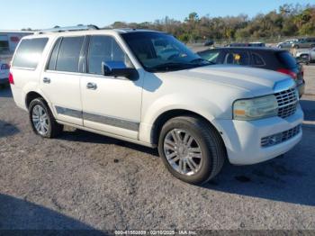  Salvage Lincoln Navigator