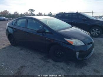  Salvage Toyota Prius