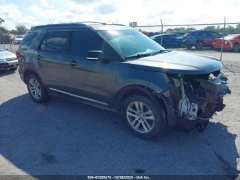  Salvage Ford Explorer