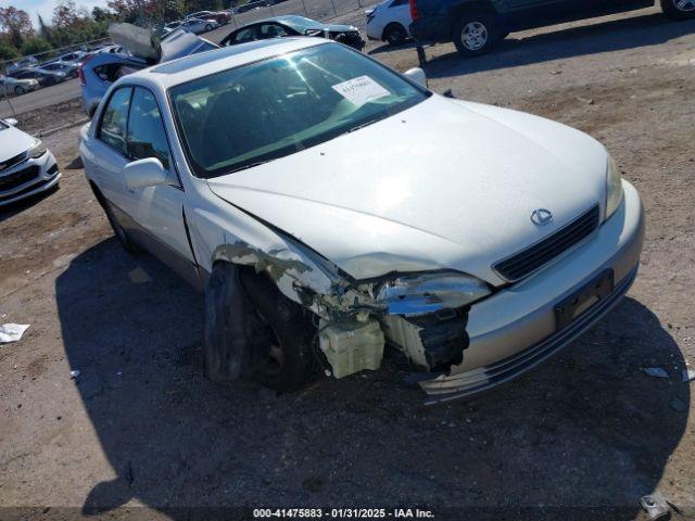  Salvage Lexus Es