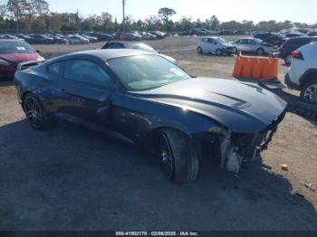  Salvage Ford Mustang