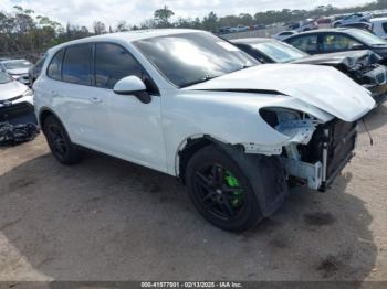  Salvage Porsche Cayenne