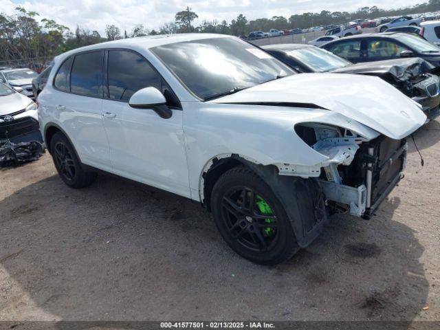  Salvage Porsche Cayenne