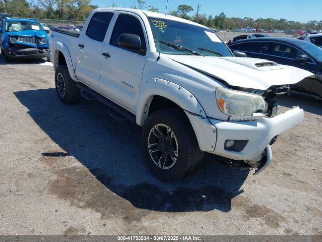  Salvage Toyota Tacoma