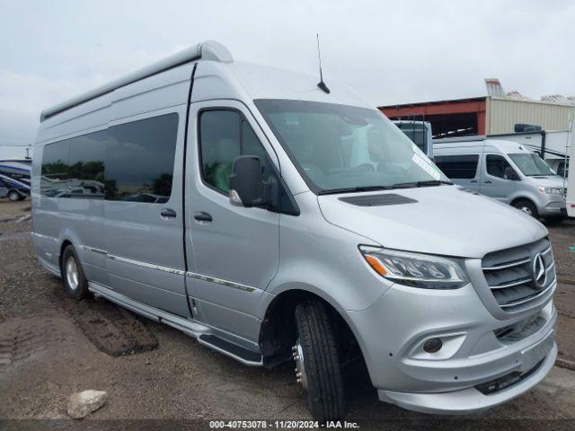  Salvage Mercedes-Benz Sprinter 4500 Motor Home