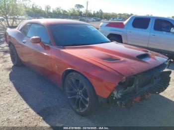  Salvage Dodge Challenger