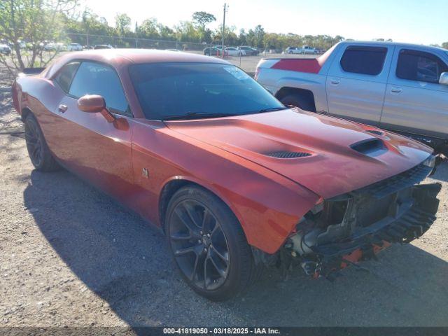  Salvage Dodge Challenger